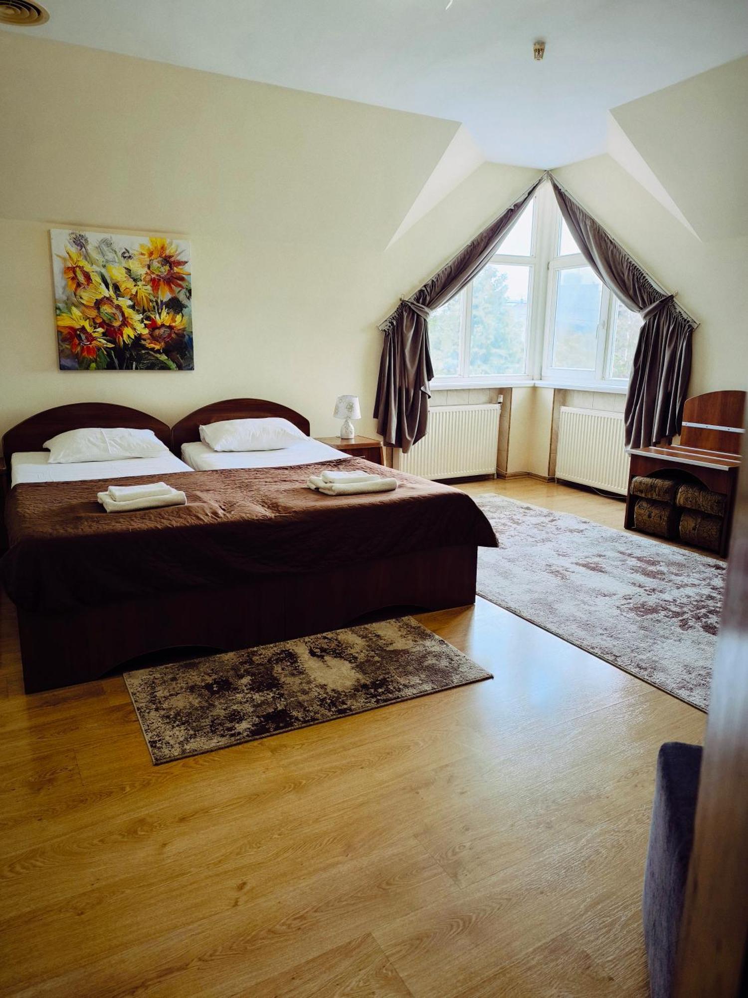Hotel Delfin Μουκάτσεβο Εξωτερικό φωτογραφία