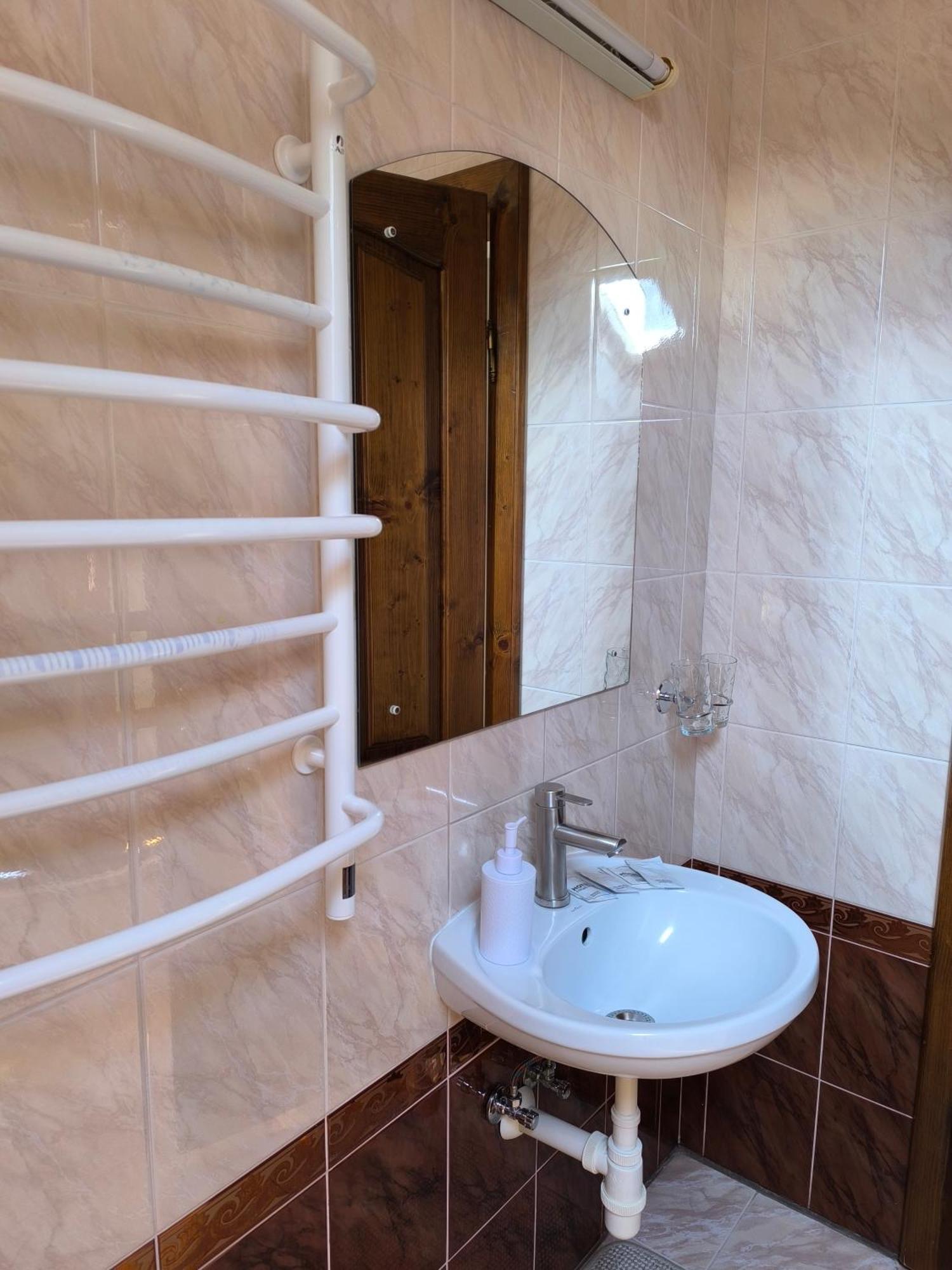 Hotel Delfin Μουκάτσεβο Δωμάτιο φωτογραφία