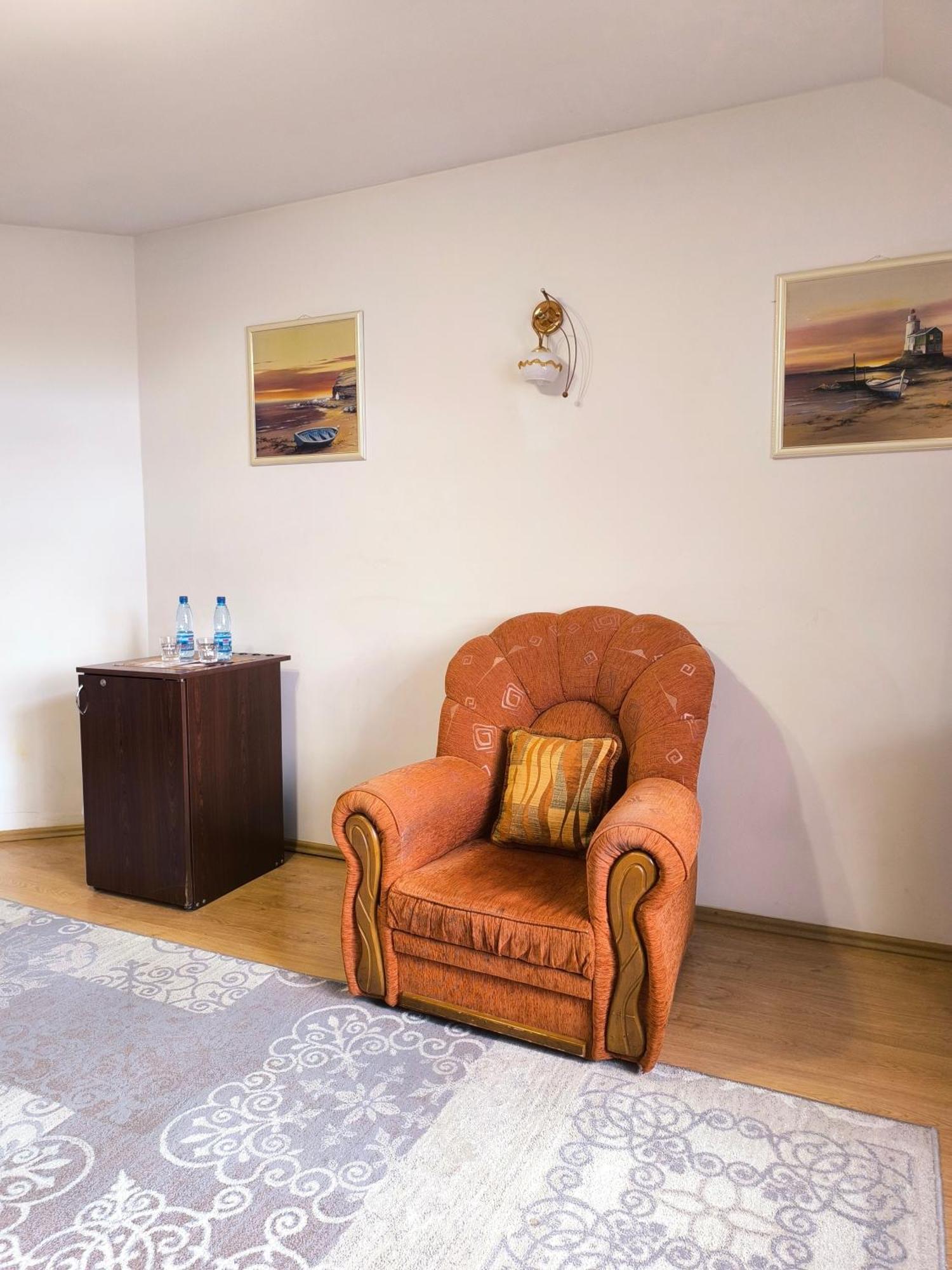 Hotel Delfin Μουκάτσεβο Δωμάτιο φωτογραφία