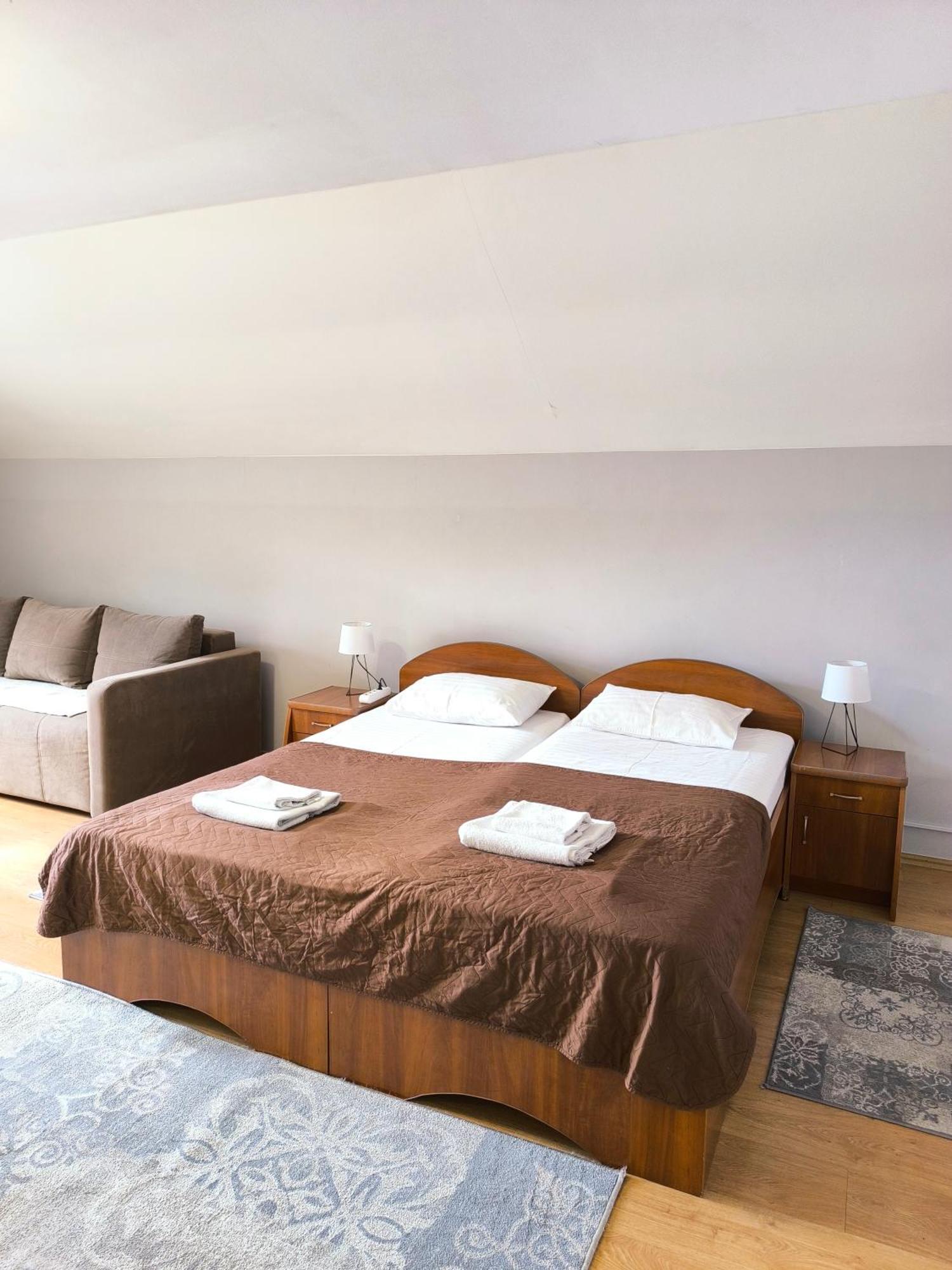Hotel Delfin Μουκάτσεβο Δωμάτιο φωτογραφία